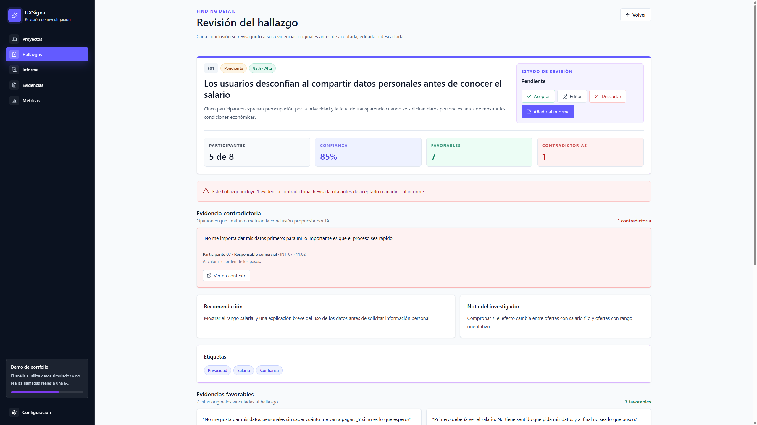 Detalle de un hallazgo con evidencias y revisión humana en UXSignal
